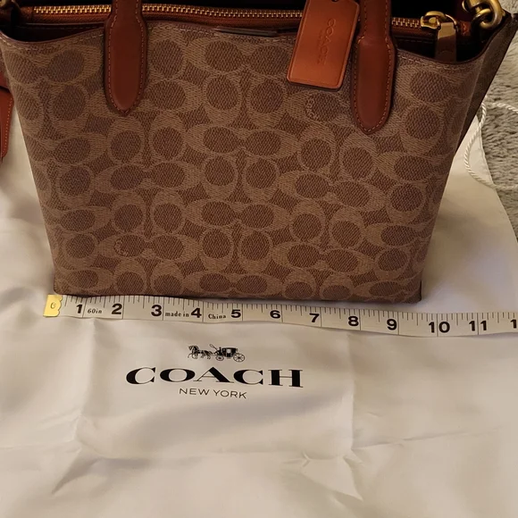 COACH Crossbody bag Purse new very good condition